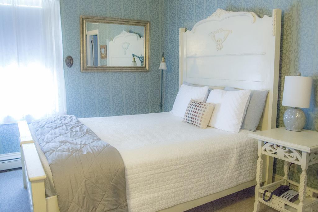 The Carroll Hotel