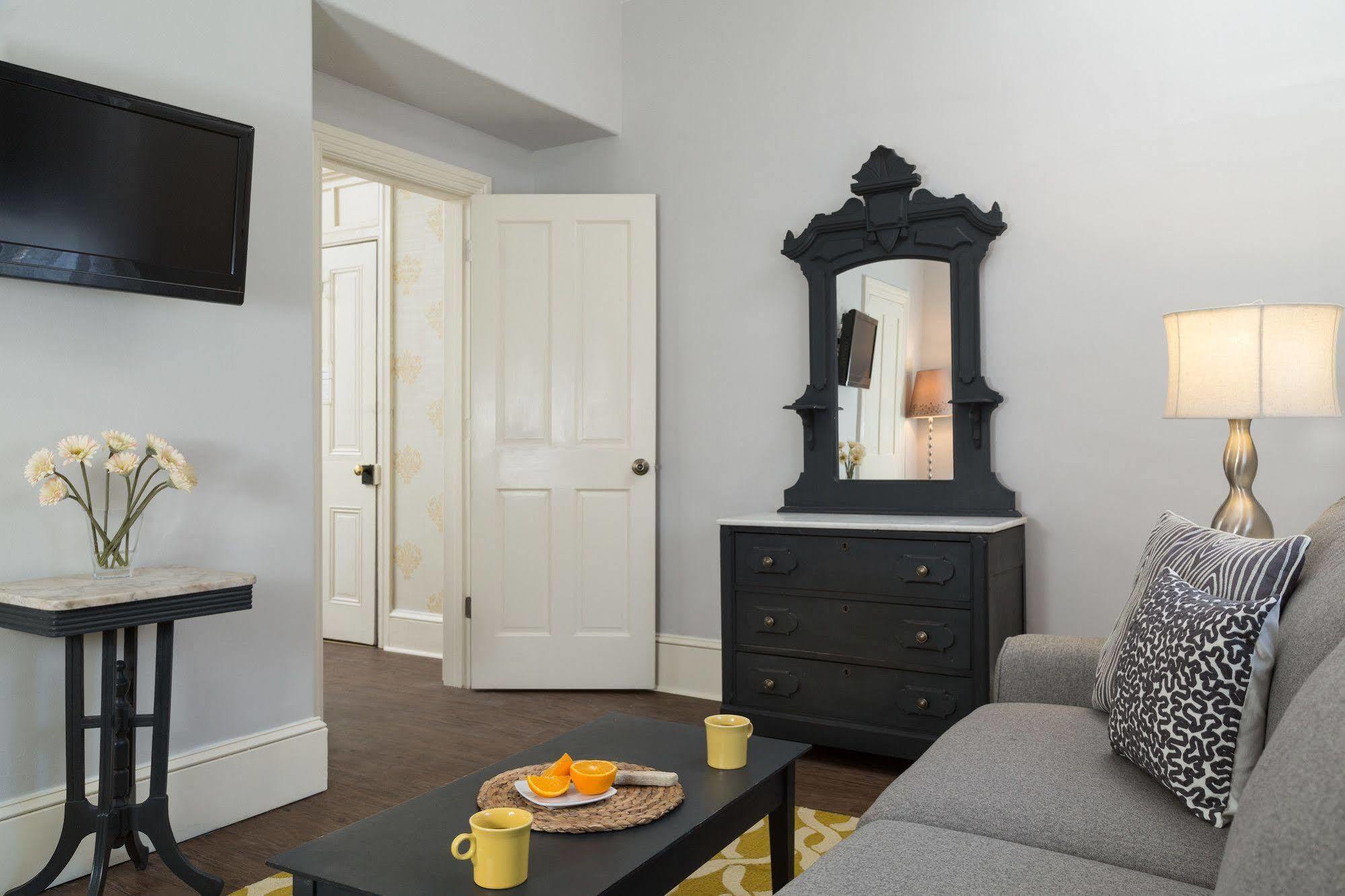 Hotel The Carroll 3*